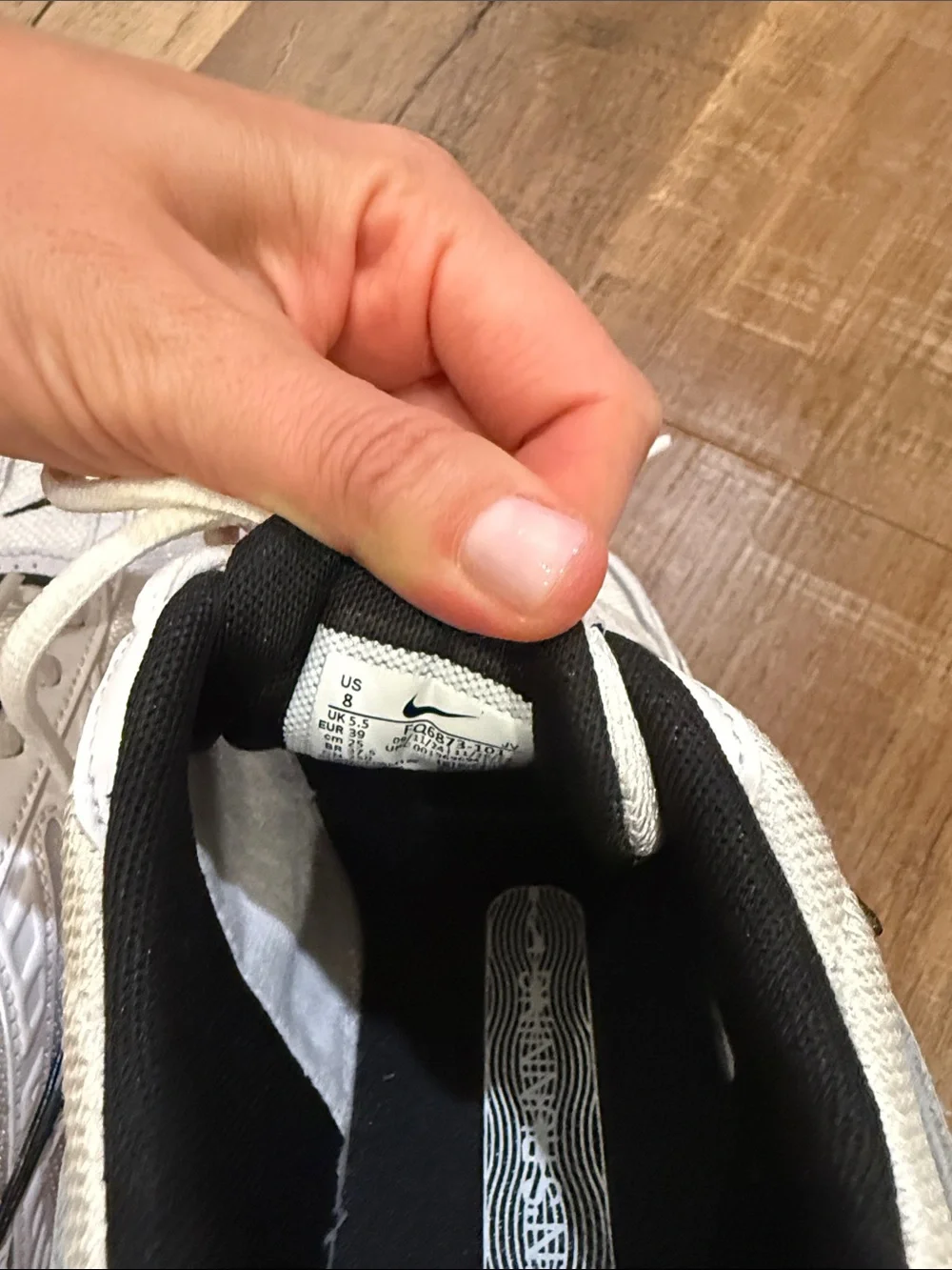 Nike white black
